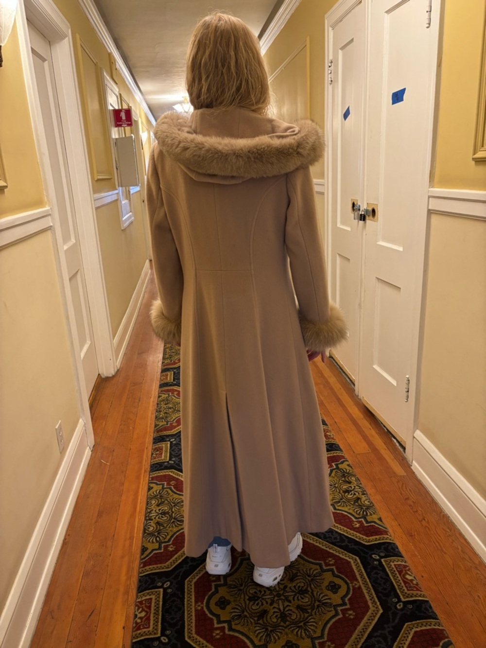 Vintage Y2K Marvin Richards Satin Lined Coat in Classic Camel Brown Fox Fur Trim